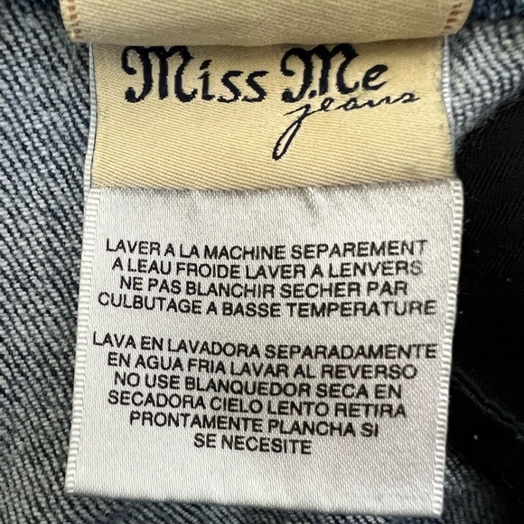 Miss Me Embellished Distressed Boot Cut Blue Jeans - Size 30 - Picture 13 of 16